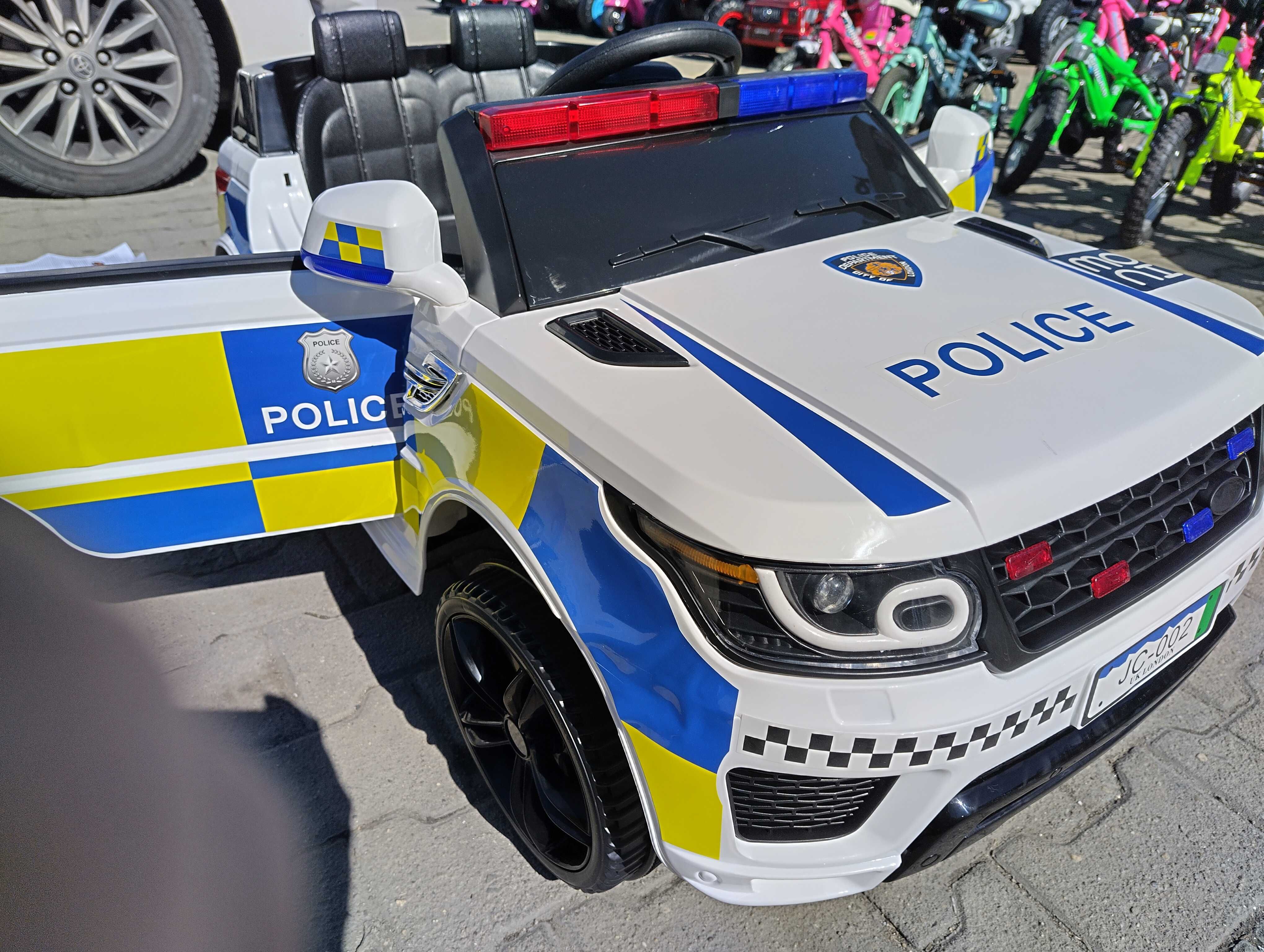 POLICE акумулаторен джип SQUAD бял