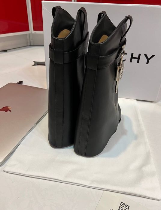 Ботуши Givenchy кожени пролет/есен