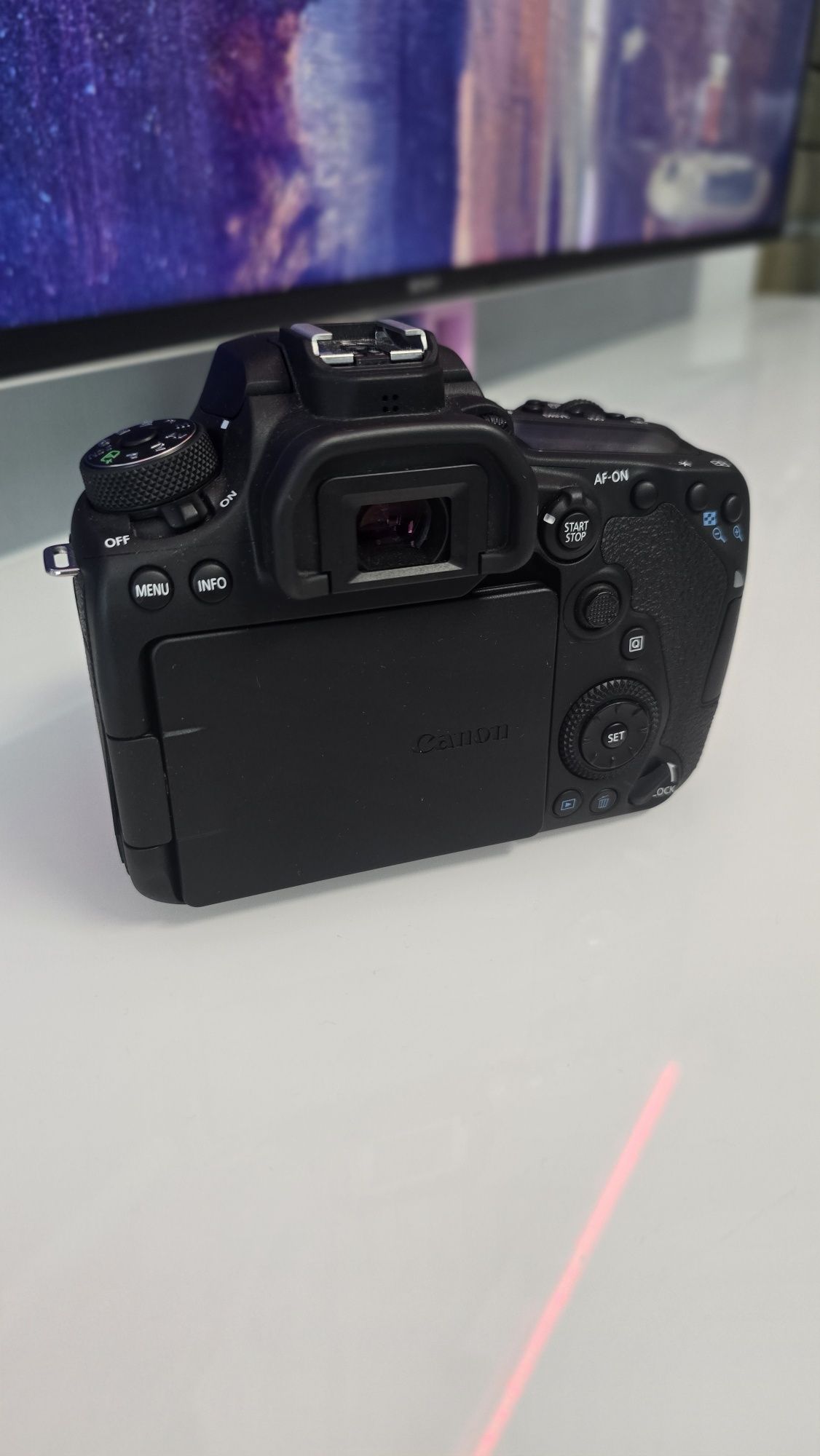 Canon EOS 90D / Канон ЕОС 90Д
