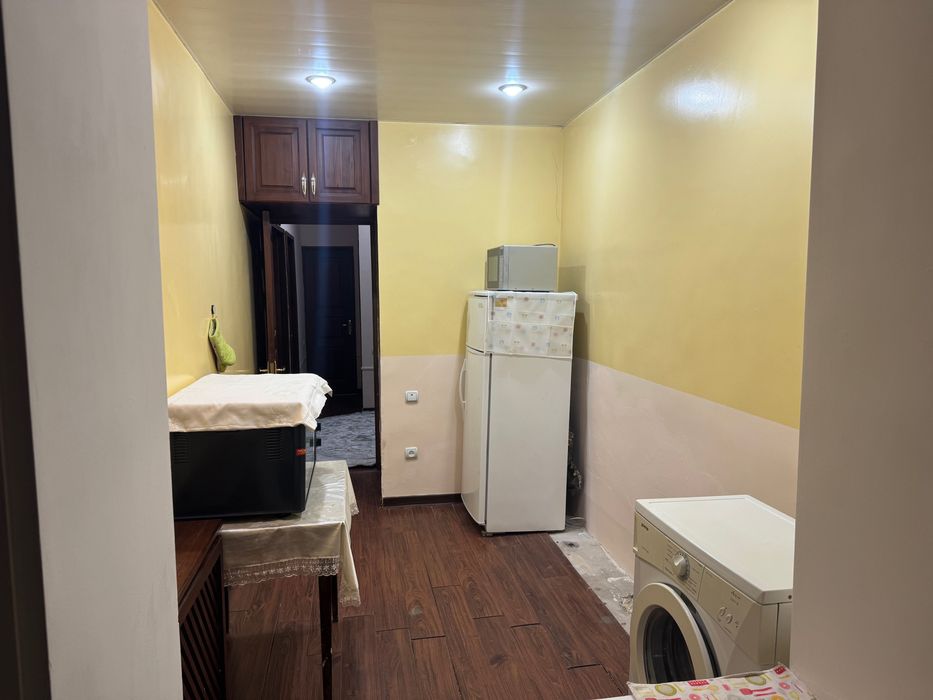 Арендага 2 хонали уй берилади Лабзакда факат ойлага берилади