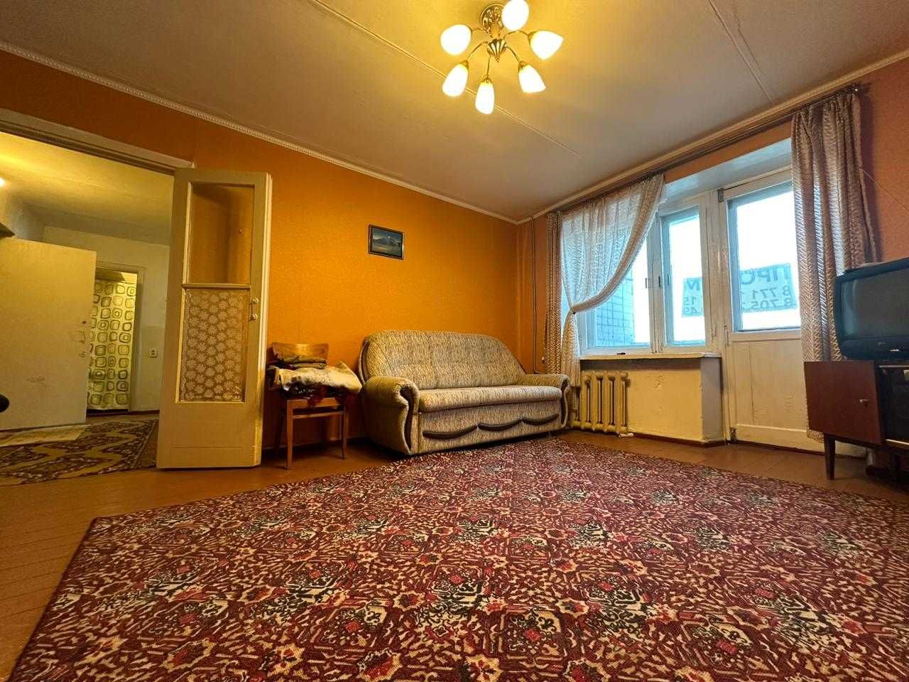 Продам 2х комнатную квартиру на 4 микрорайоне в 11 доме.
