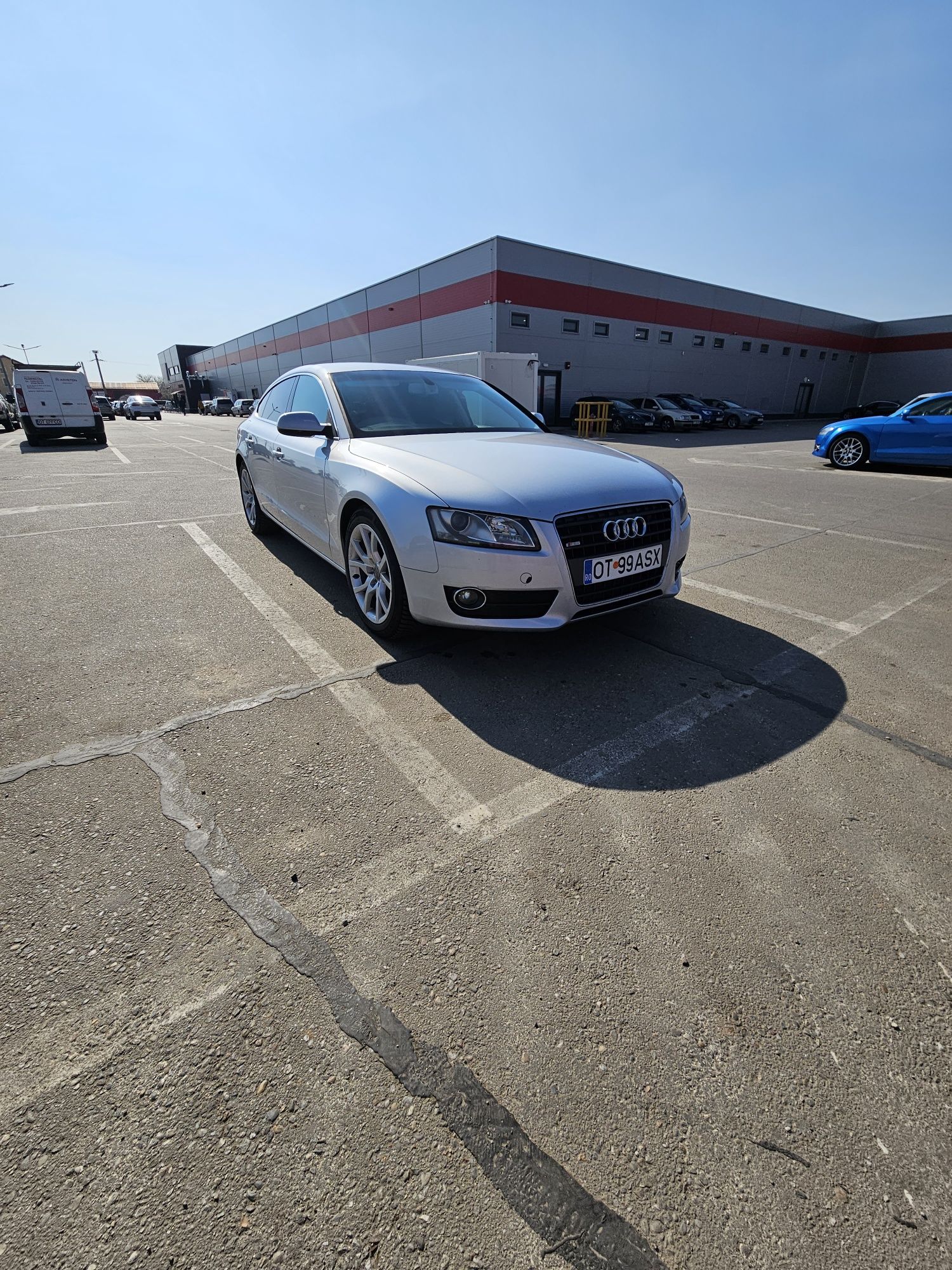 Vând Audi A5..2009..e5