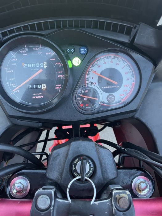 Honda CBF125 2011 ( nu yzf, mt, ktm, cbr)