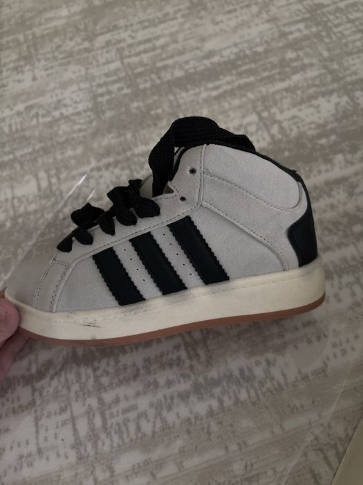 кроссовки кампусы с флисом