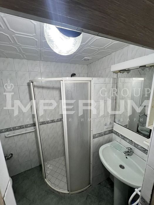 Дава се под наем Тристаен апартамент в Варна, Колхозен пазар - 85 кв.м за 510 € - Снимка #9