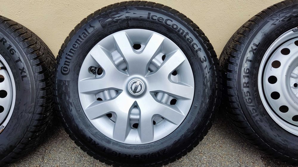 Комплект Шины (Continental Ice Contact 3) + диски + колпаки