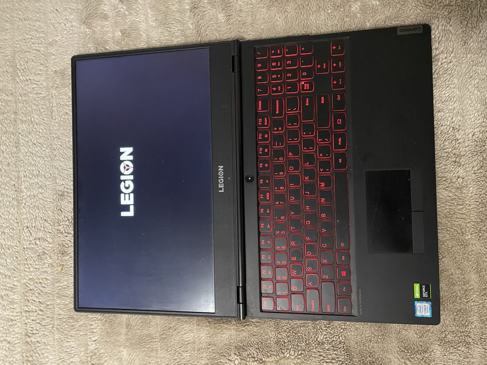 Laptop Gaming Lenovo