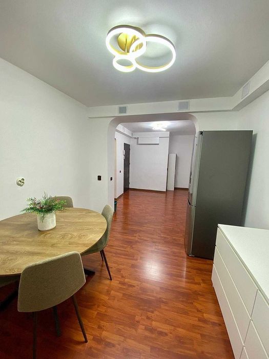 Apartament 4 camere de inchiriat, mobilat nou, Dumbrava Noua