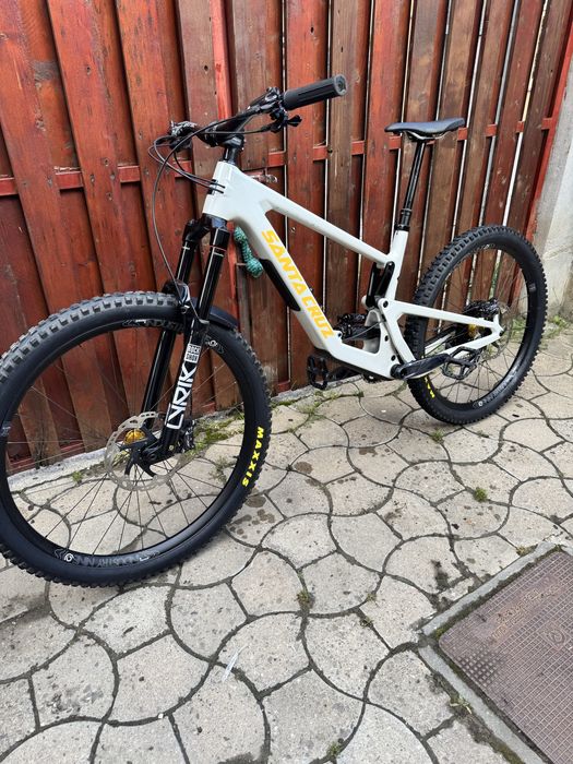 Santa Cruz Bronson v4.1, 2024, L, ca nou