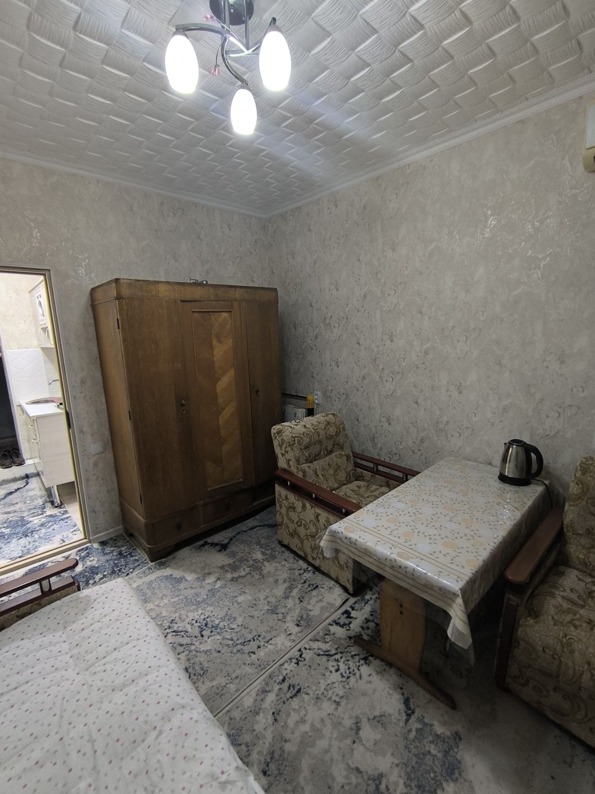 1 ком квартиру Студия. С обстановкой. Сергели 2.  3/4 кирпич 18 м2