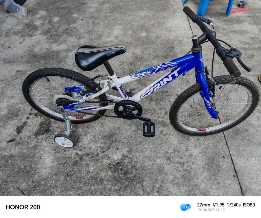 Детско колело 20 цола много малко ползвано, като ново.