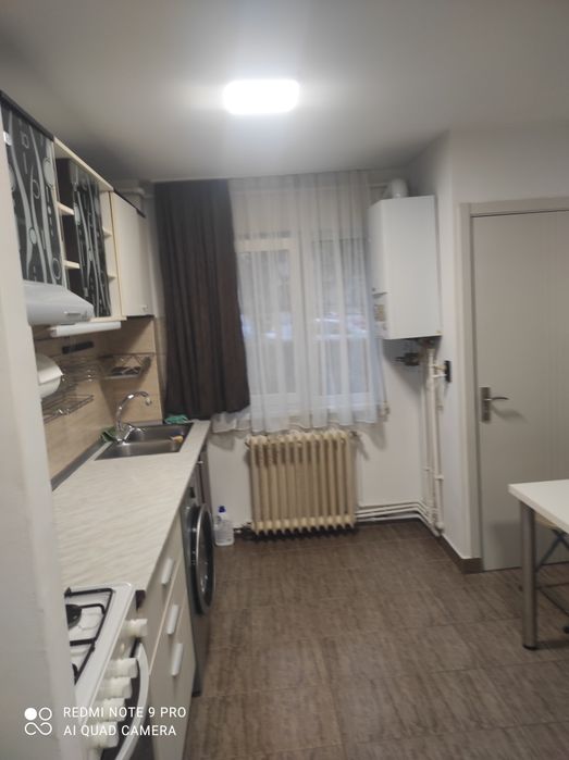 Dau in chirie ap 2 camere