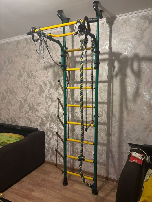 Продам шведскую стенку