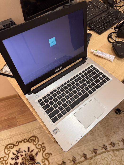 Продается ноутбук Asus