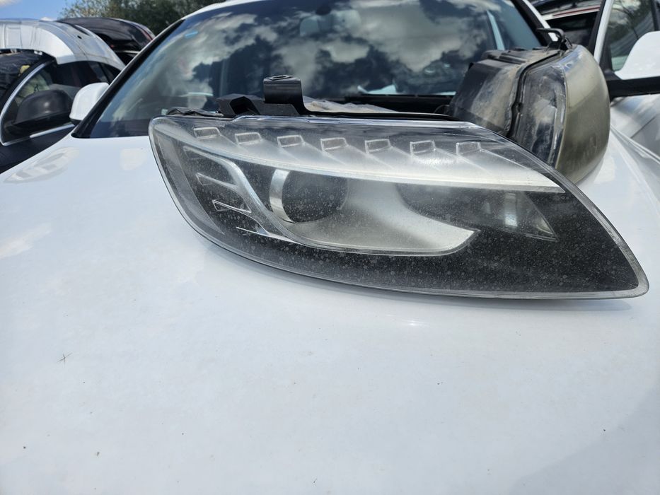 Феисиви фарове за Audi Q7 2011godina