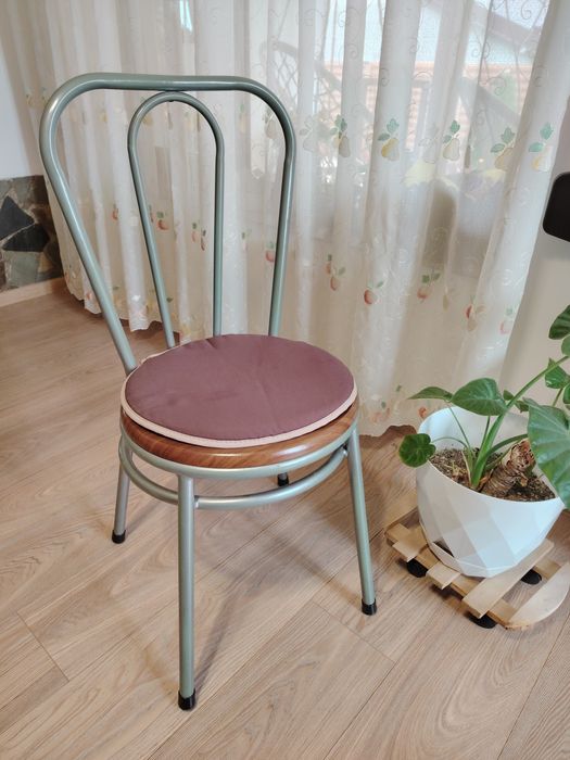 Set 7 Scaune Bucătărie + Pernițe