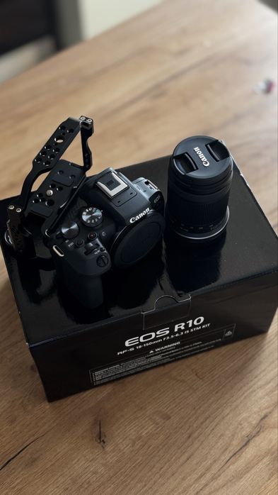 Продам Очень Хорошую камеру Canon EOS R10