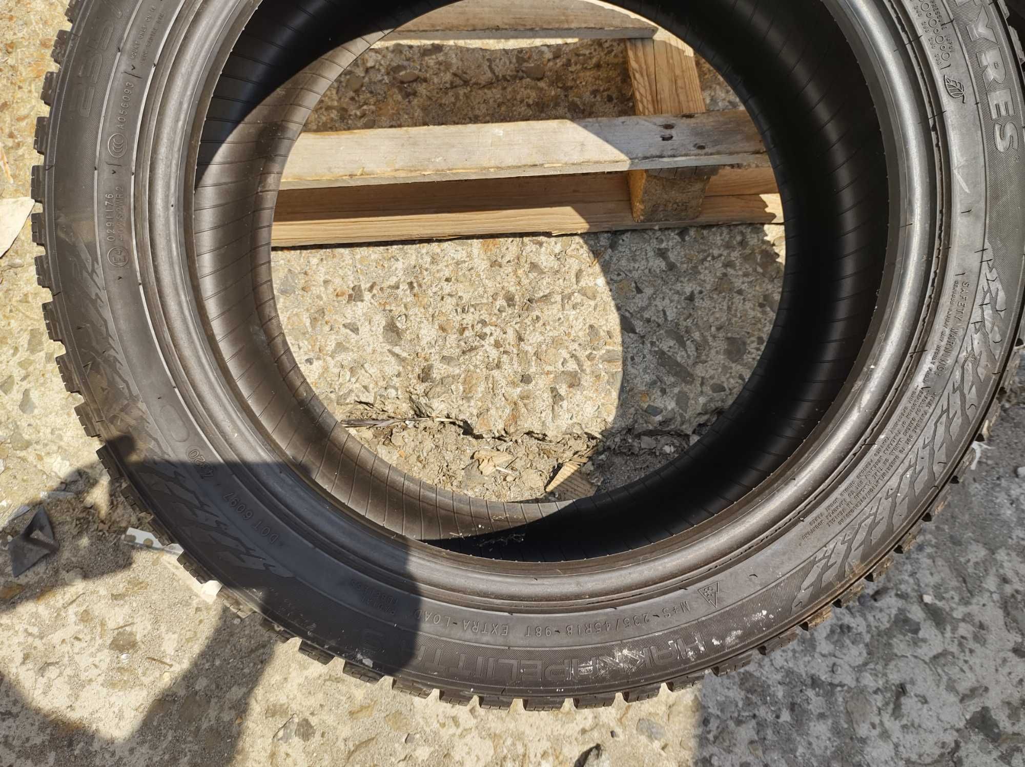 235/45/18 Nokian Hakkapelitta 2020г 8мм