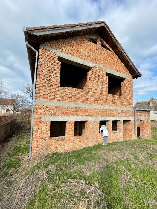 Casa în roșu Jimbolia strada Doctor Karl Diel 31