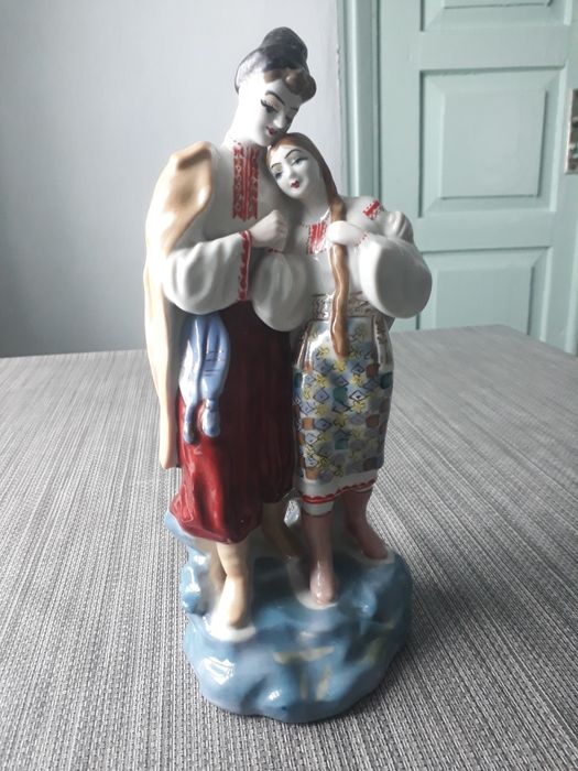 Продаю статуэтку