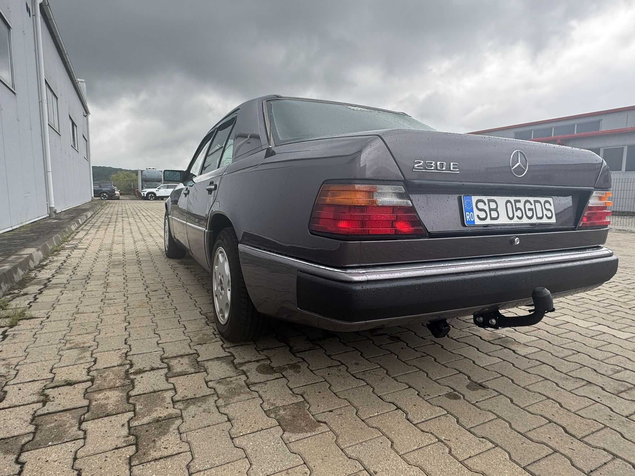 Mercedes Benz W124 230 Atestat Vehicul Istoric