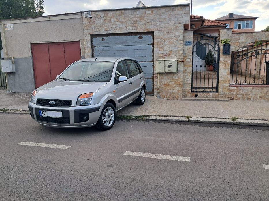 • FORD FUSION • • 88 .000 KM • • UNIC PROPRIETAR  2009 • Stare Ca Nouă