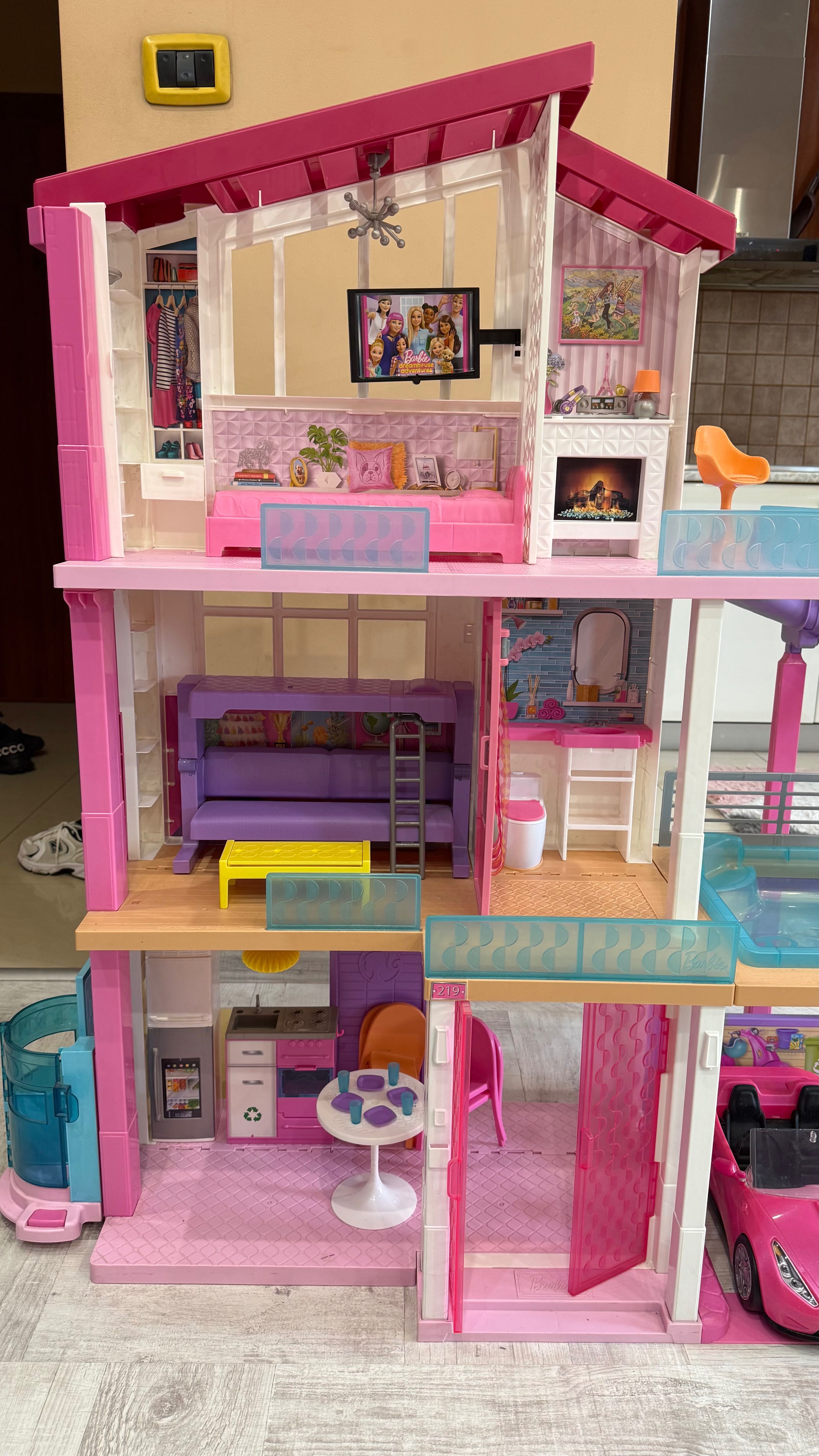 Къща за кукли Барби. Barbie
