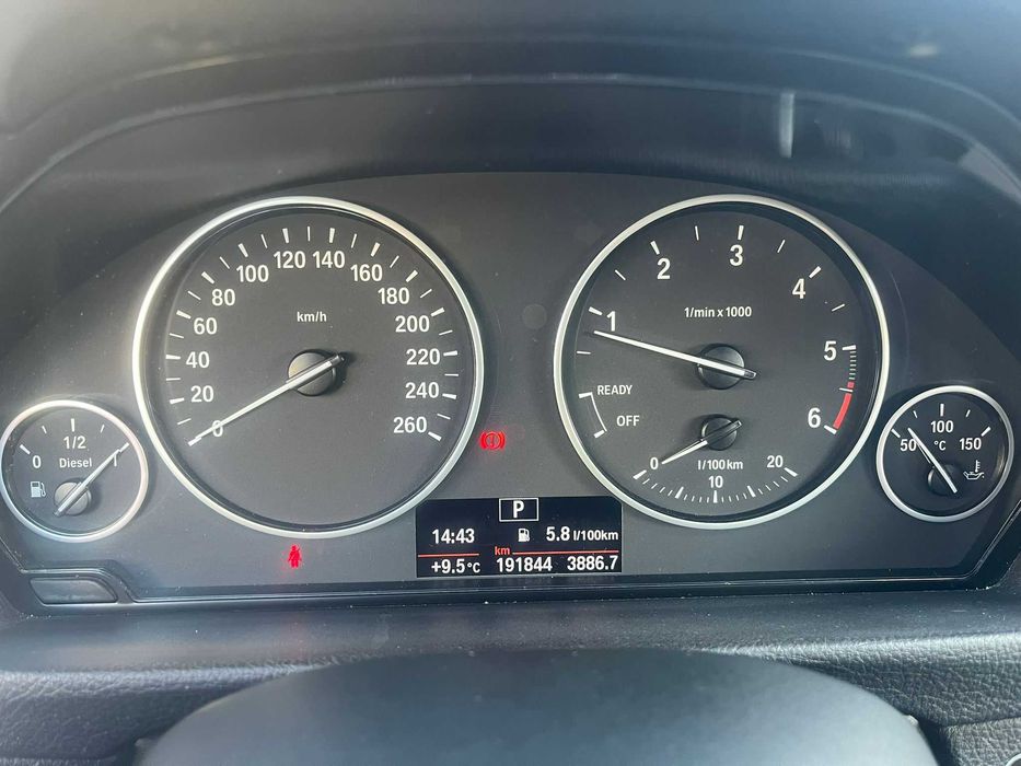 DE VANZARE BMW 318d – 2016 – 2.0 Diesel - 150 CP - Automata