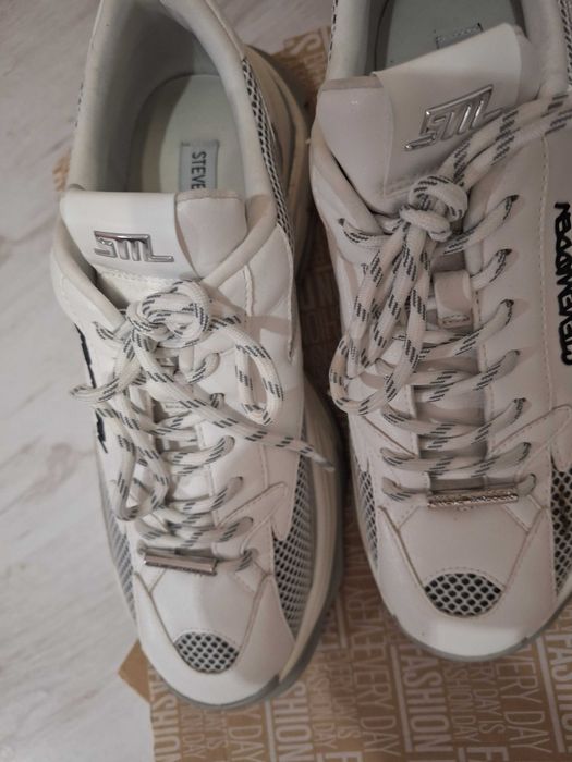 Дамски обувки,Steve Madden