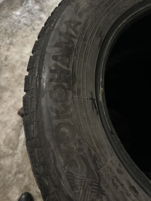 R18 Yokohama шипы зимние 285/60 Р18 зима шипованые 18 комплект дешево