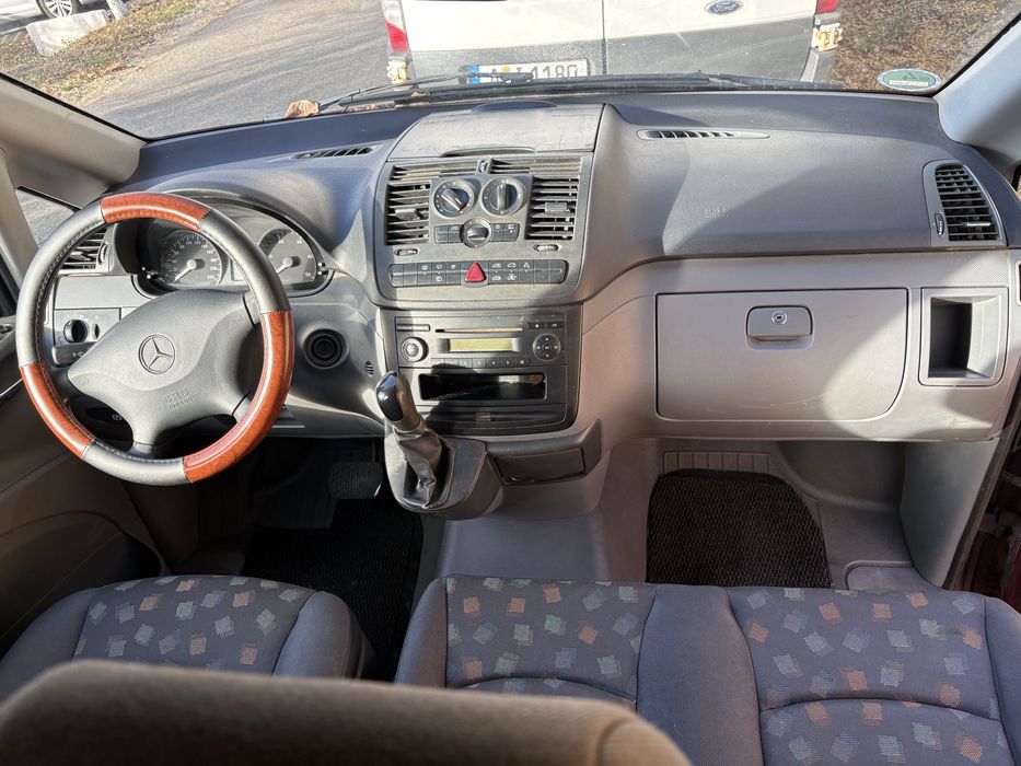 Mercedes Vito 9 locuri Automat
