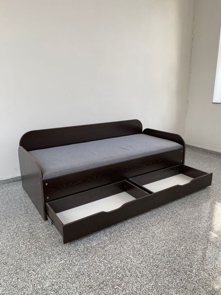 Односпальная кровать с выдвижными ящиком + матрас