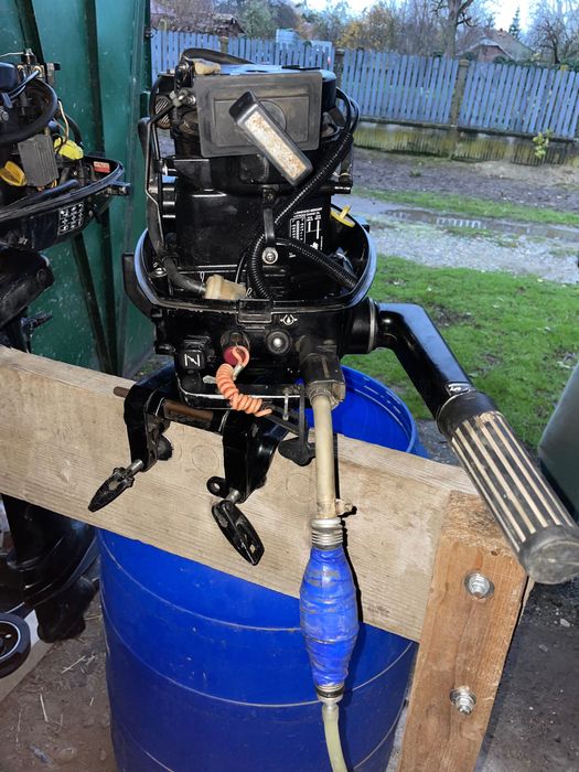 Vand 2 motoare barca