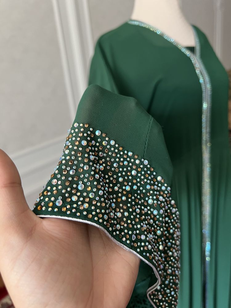 Dubai Abaya. Bazasi bilan