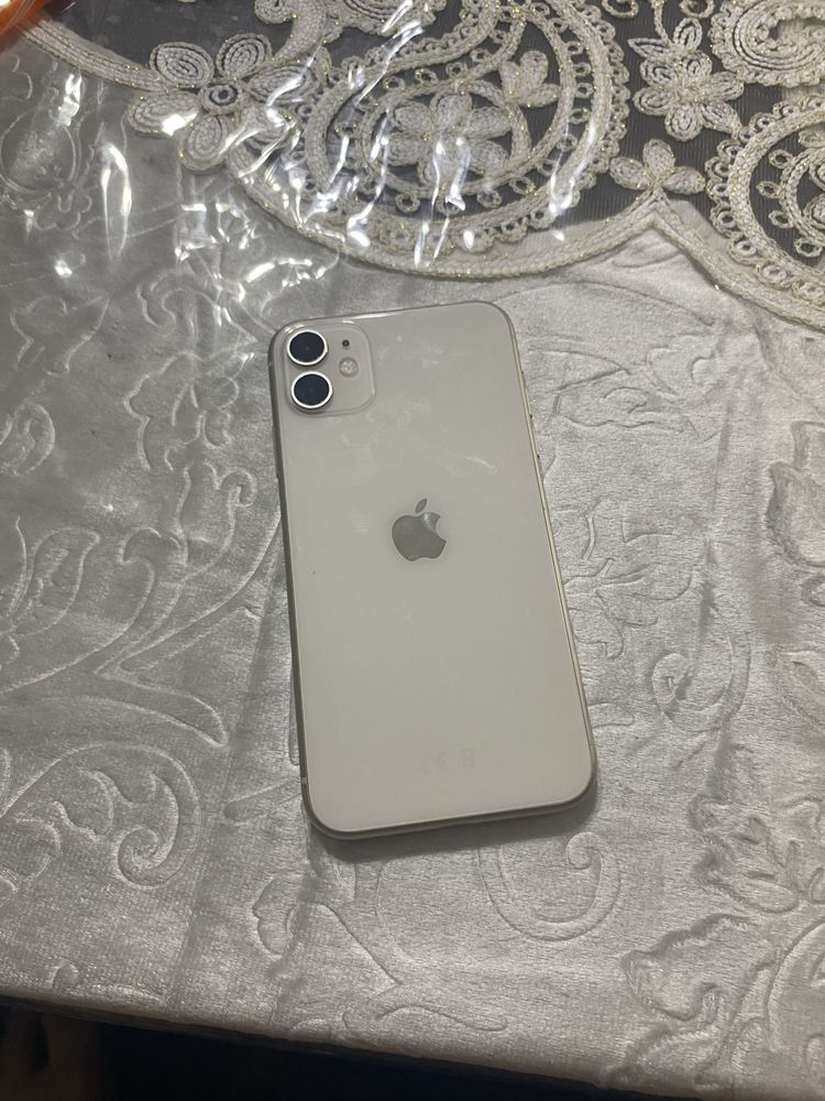Iphone 11 64 gb.