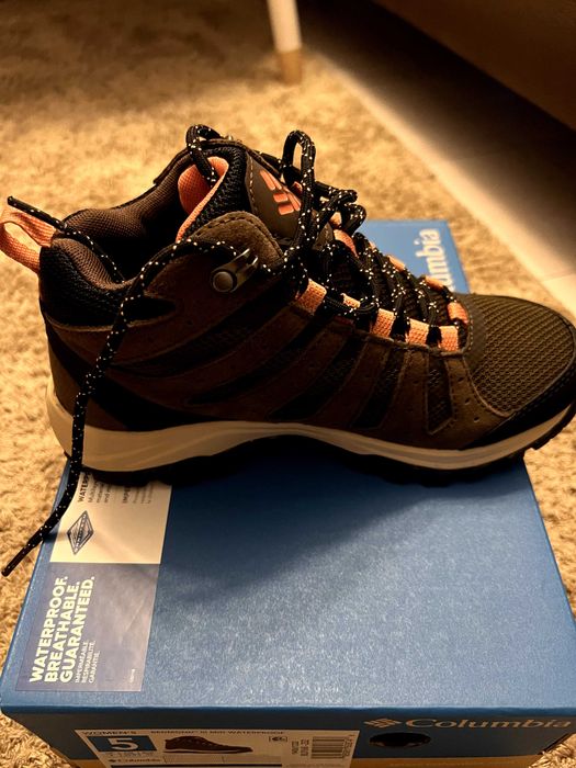 Ghete drumetie Columbia Redmond 3 Mid Waterproof marimea 36 Noi