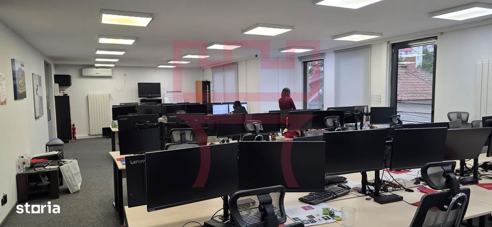 Casa functiuni multiple pretabil pentru schimbare de destinatie Cipari