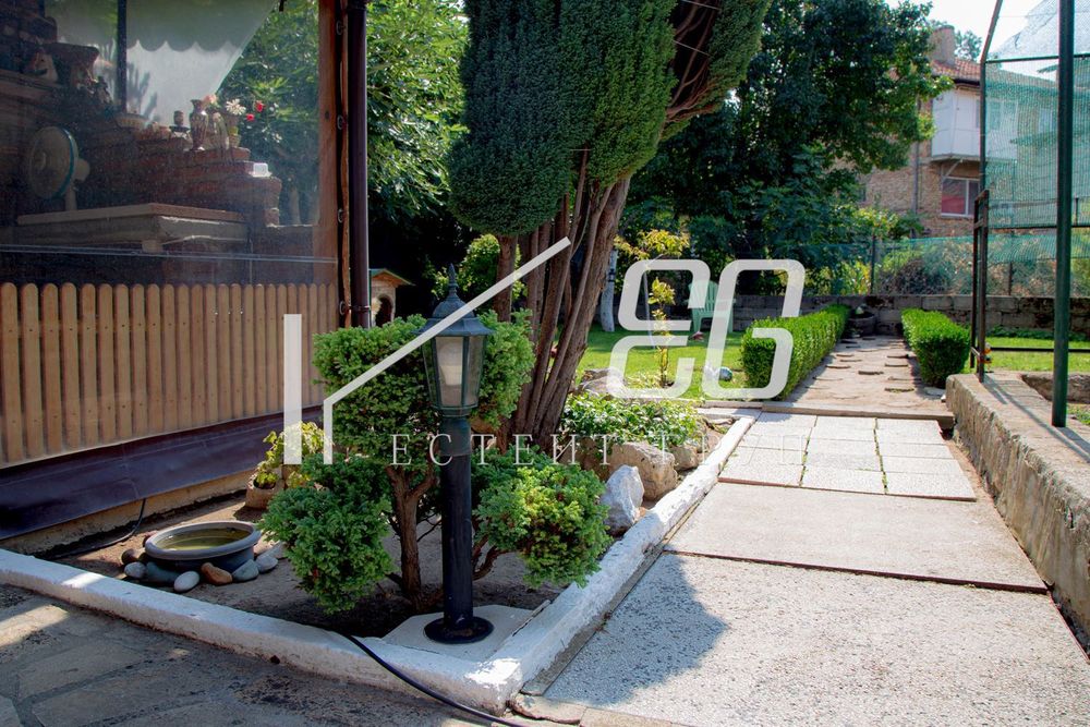 Къща в Варна-Аспарухово площ 392 цена 580000