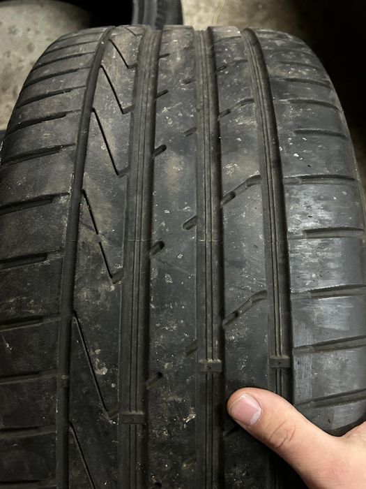 Anvelope Vara Hankook 255/40R19 si 235/40R19