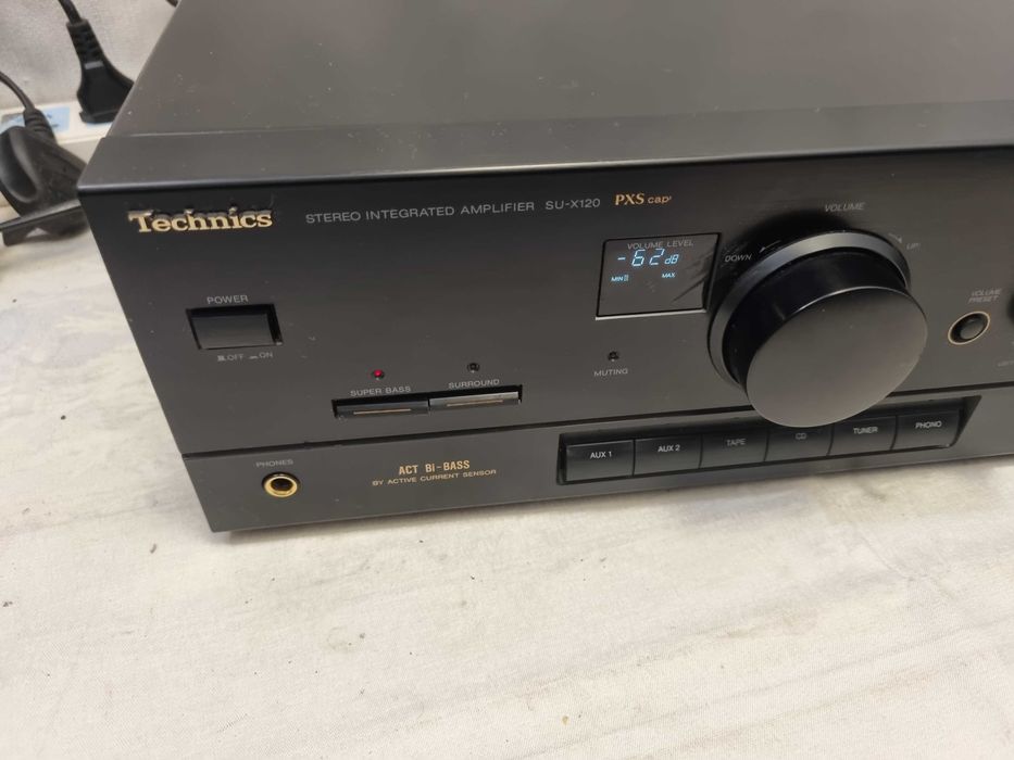 Statie amplificator Technics SU-X120 PXS cap