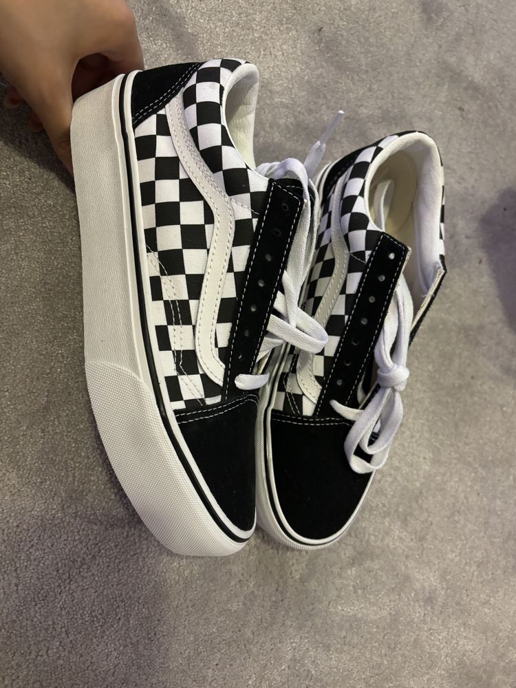 Vans old skool platform