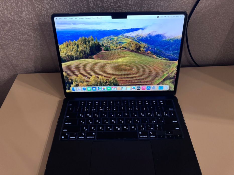 MacBook Air 13 8 гб/ssd256 гб