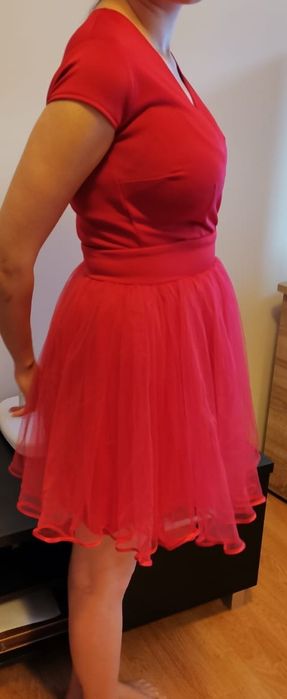 Rochiță roșie, mărimea M