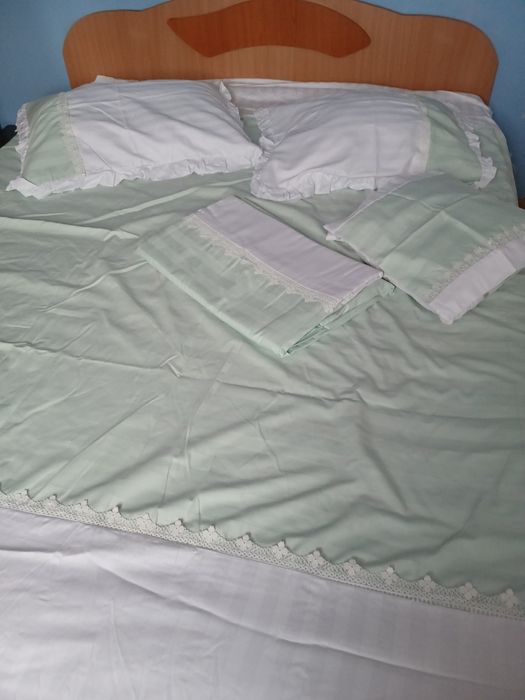 Lenjerie de pat damasc bumbac cu dantelă