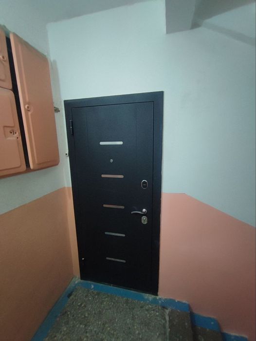 *4 х комн. 3 этаж. Балкон 2х6. Кирпичный.