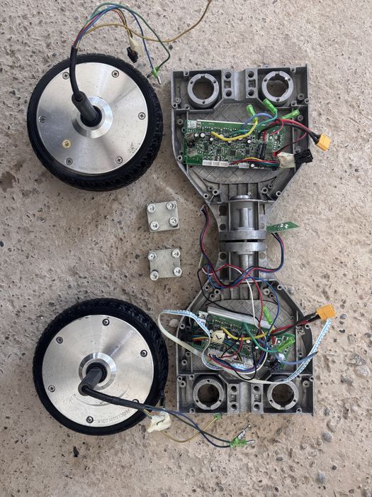 Продам запчасти гидроскутер