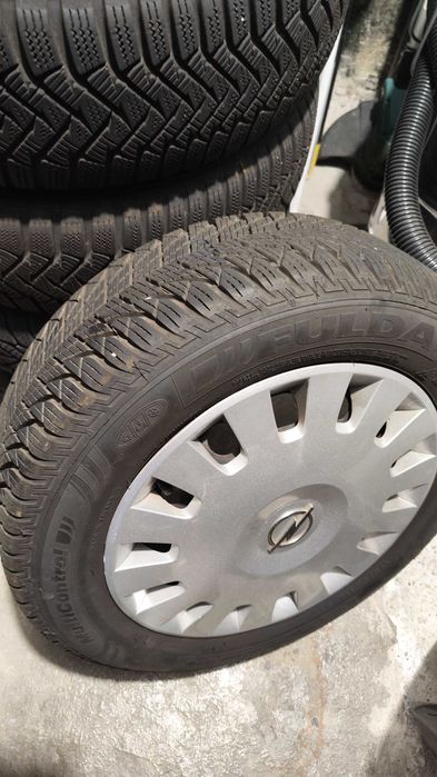 Гуми с джанти Opel Corsa