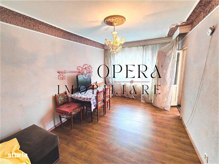 Apartament 3 camere, decomandat, de vanzare, zona Metalurgie
