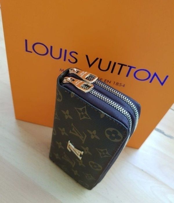 Portofel dublu, logo metalic auriu, saculet, etichetă