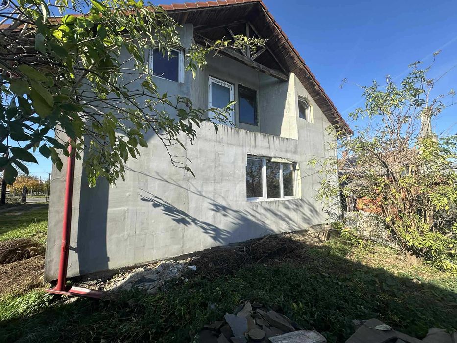 De vânzare – Casă în curs de renovare – Strada Viilor